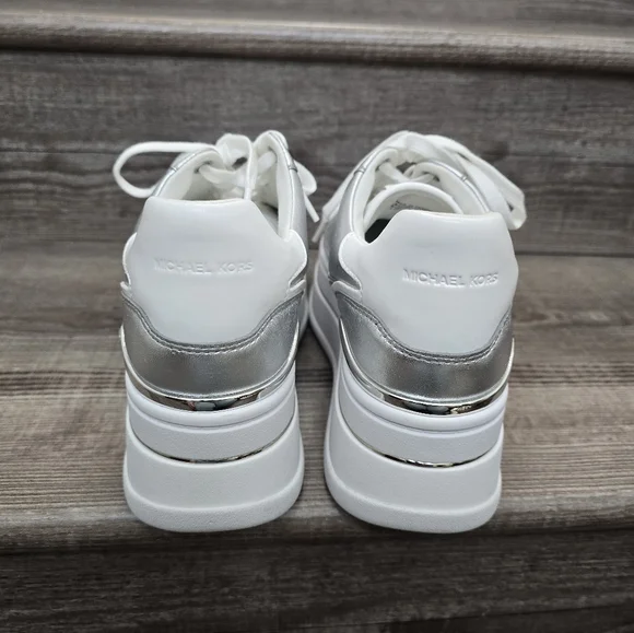 Michael Kors Women's silver and White platform Sneakers size 7.5 - Picture 5 of 9